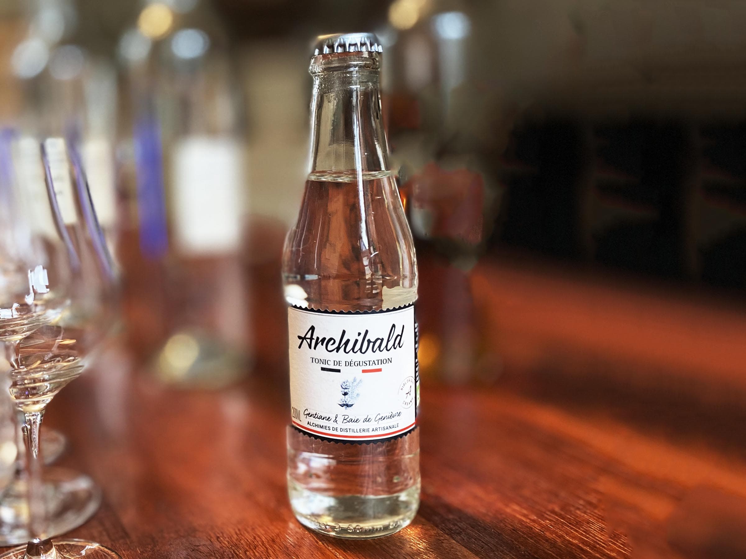 Archibald Tonic Water Bio, Archibald